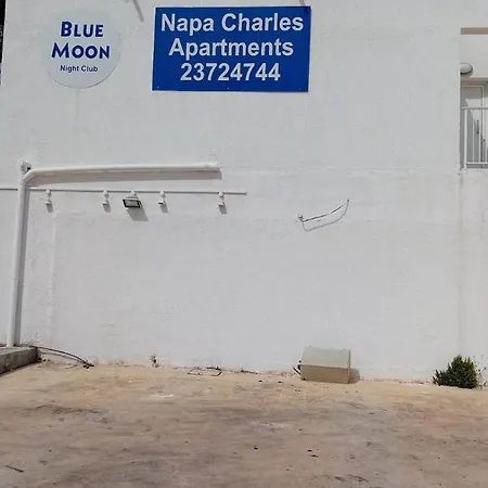 דירה Napa Charles Apts